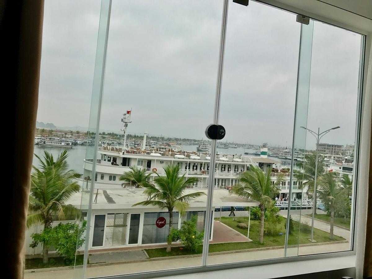 Sunsea Hotel ฮาลอง ภายนอก รูปภาพ