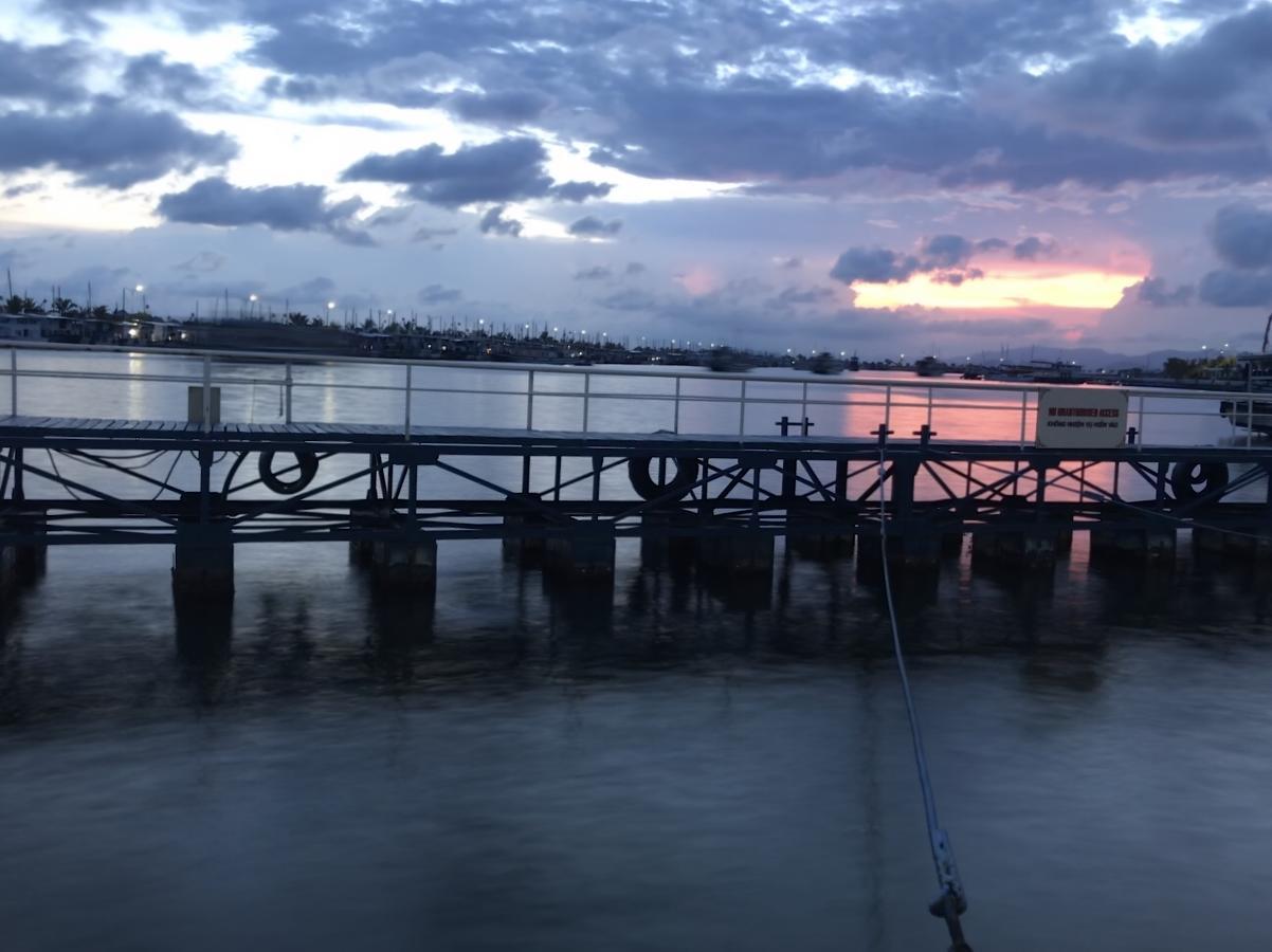 Sunsea Hotel ฮาลอง ภายนอก รูปภาพ